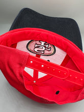 Load image into Gallery viewer, Vintage San Francisco 49ers Snapback Nonbama
