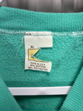 Load image into Gallery viewer, 1983 Bear Bryant Crewneck Sweatshirt Large - Alabama VTG

