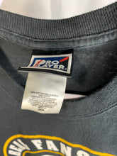 Load image into Gallery viewer, Boston Bruins Vintage T-Shirt Nonbama Large
