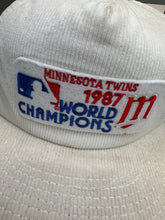 Load image into Gallery viewer, 1987 Minnesota Twins World Champs Corduroy Snapback Nonbama
