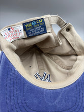 Load image into Gallery viewer, Vintage New York Yankees G Cap Nonbama
