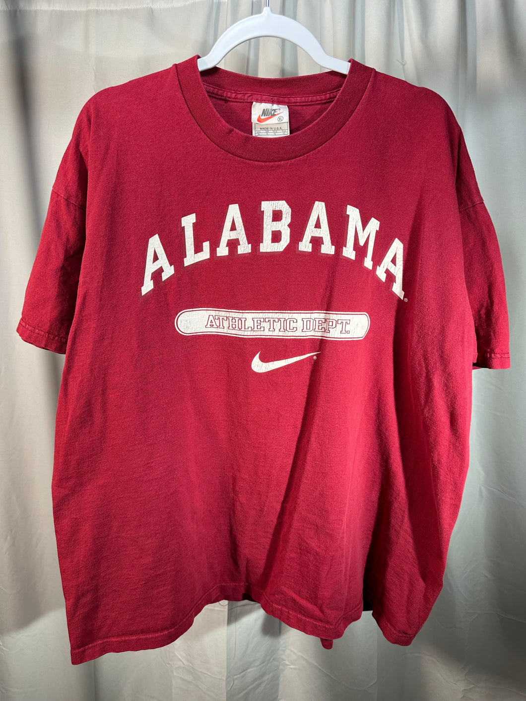 Vintage Nike X Alabama Athletic Dept. T-Shirt XL