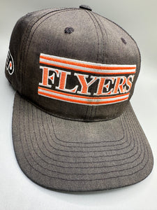 Vintage Philadelphia Flyers Black SnapBack Nonbama