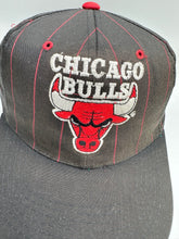 Load image into Gallery viewer, Vintage Chicago Bulls SnapBack Hat Nonbama
