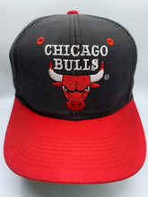Load image into Gallery viewer, Vintage Chicago Bulls Logo 7 Snapback Hat
