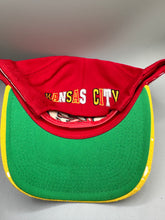 Load image into Gallery viewer, Vintage Kansas City Chiefs Snapback Nonbama
