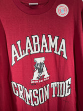 Load image into Gallery viewer, Vintage Alabama Crimson Tide Crimson T-Shirt XL/XXL
