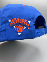 Load image into Gallery viewer, Vintage New York Knicks G Cap Snapback Nonbama
