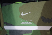 Load image into Gallery viewer, Team Issued Nike X Alabama Camo Jacket Small
