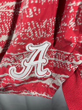 Load image into Gallery viewer, Nike X Alabama Hawaiian Shorts Medium
