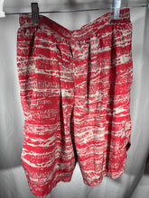 Load image into Gallery viewer, Nike X Alabama Hawaiian Shorts Medium
