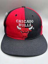 Load image into Gallery viewer, Vintage Chicago Bulls X G Cap Snapback Nonbama
