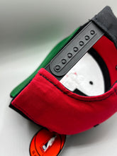 Load image into Gallery viewer, Vintage Chicago Bulls X G Cap Snapback Nonbama
