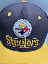 Load image into Gallery viewer, Vintage Pittsburgh Steelers Two Tone Snapback
