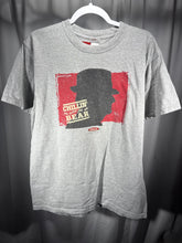 Load image into Gallery viewer, &quot;Chillin&#39; With The Bear&quot; 2000&#39;s Alabama T-Shirt Medium
