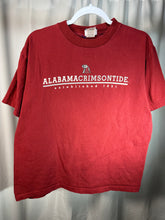 Load image into Gallery viewer, Vintage Alabama X Foot Locker T-Shirt Medium
