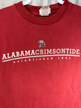 Load image into Gallery viewer, Vintage Alabama X Foot Locker T-Shirt Medium
