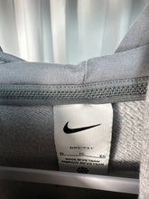 Load image into Gallery viewer, Alabama X Nike Team Issued Zip Up Grey Hooded Coat Women&#39;s XL
