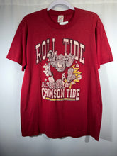 Load image into Gallery viewer, Vintage Alabama X Jerzees Crimson T-Shirt Medium
