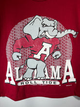 Load image into Gallery viewer, Vintage Alabama X Russell Crimson Cropped T-Shirt Large
