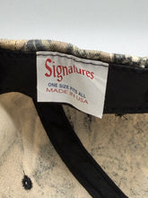 Load image into Gallery viewer, Vintage Alabama X Signatures Camouflage Snapback Hat
