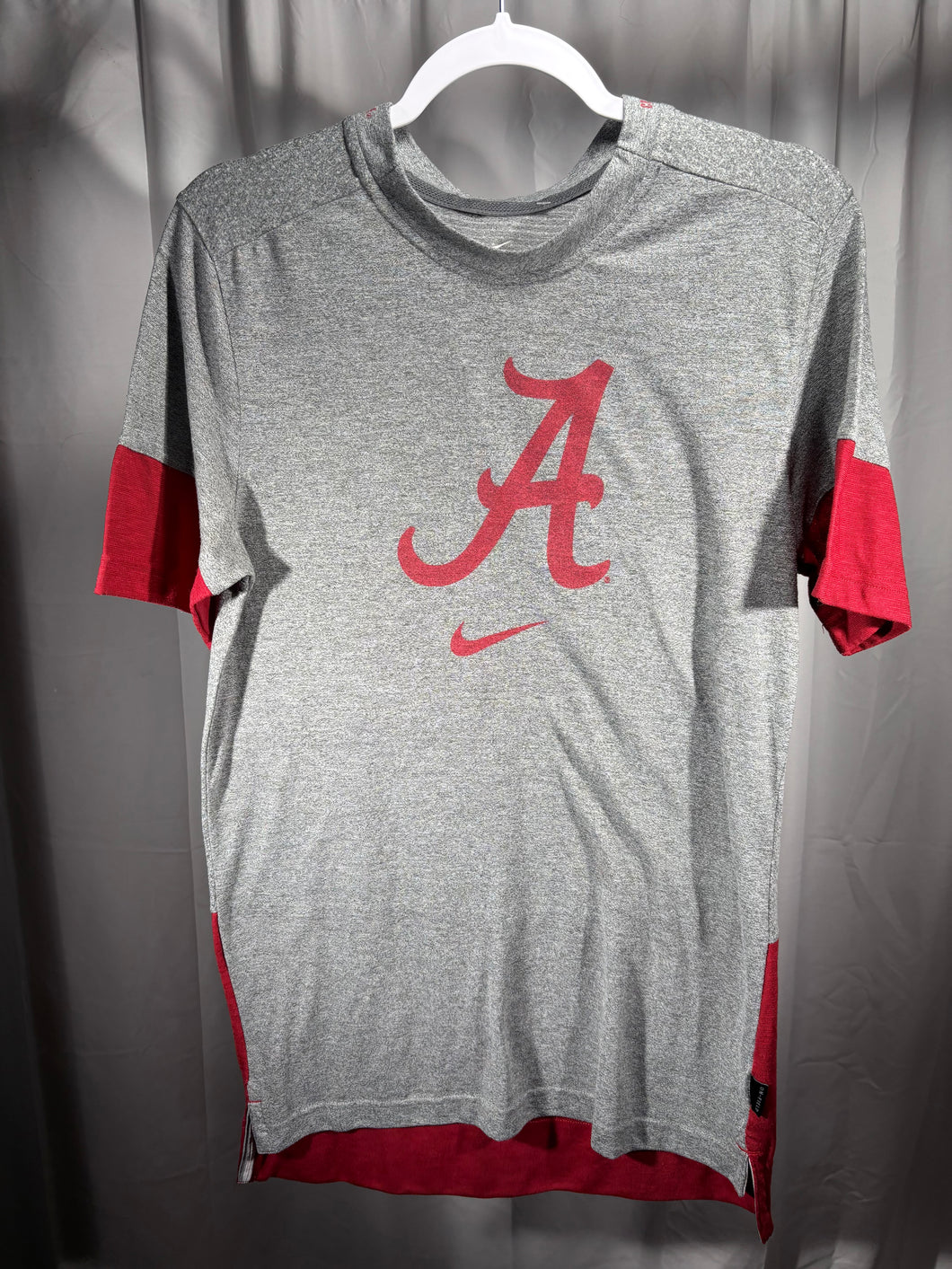 Alabama X Nike Team Issued Grey/Red Tee Small