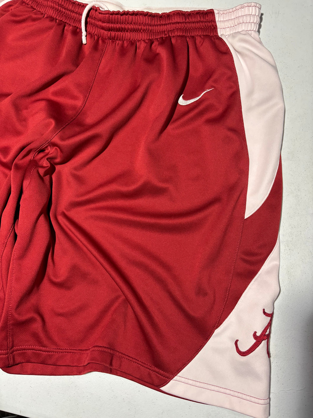 Y2K Nike X Alabama Team Issued Basketball Shorts XL