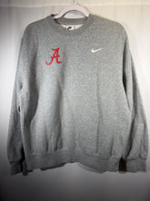 Load image into Gallery viewer, Nike X Alabama Team Issued Grey Crewneck Sweatshirt Women's Small
