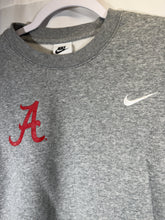 Load image into Gallery viewer, Nike X Alabama Team Issued Grey Crewneck Sweatshirt Women's Small
