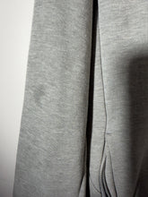 Load image into Gallery viewer, Nike X Alabama Basketball Team Issued Grey Hoodie Small
