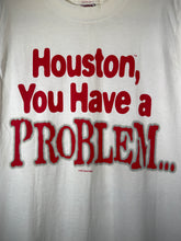 Load image into Gallery viewer, 1997 Bama Vs Houston "Houston We Have A Problem" Game Day T-Shirt Medium
