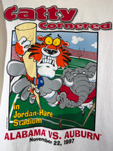 Load image into Gallery viewer, 1997 Bama Vs Auburn "Fraidy Cats" White Game Day T-Shirt Medium
