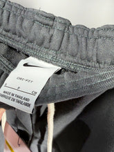 Load image into Gallery viewer, Nike X Alabama Team Issued Sweatpants Small
