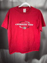 Load image into Gallery viewer, Vintage Alabama Crimson T-Shirt Medium

