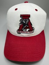 Load image into Gallery viewer, Vintage Alabama X Captains Collection Two Tone Snapback Hat
