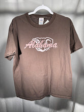 Load image into Gallery viewer, Vintage Alabama X Delta Brown/Pink T-Shirt Medium

