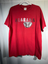 Load image into Gallery viewer, Vintage Alabama X Delta Crimson T-Shirt Medium
