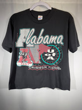 Load image into Gallery viewer, Vintage Alabama X Jerzees Graphic Black T-Shirt Small

