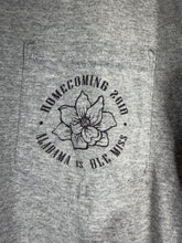 Load image into Gallery viewer, 2010 Homecoming Bama Vs Ole Miss Grey T-Shirt Large
