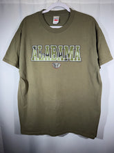 Load image into Gallery viewer, Vintage Alabama Camo Olive Green T-Shirt Medium
