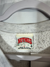 Load image into Gallery viewer, Vintage Alabama X Nutmeg Grey Big Al Crewneck Sweatshirt Boxy Medium
