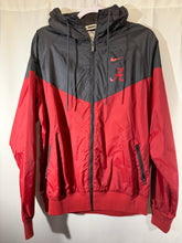 Load image into Gallery viewer, Alabama X Nike Team Issued Crimson/Black Windbreaker Zip Up Medium
