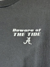 Load image into Gallery viewer, Alabama 2000's "Beware of the Tide" Black T-Shirt Medium - Alabama VTG
