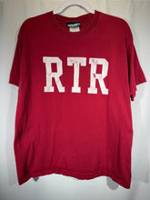 Load image into Gallery viewer, Alabama "RTR" Crimson T-Shirt Medium - Alabama VTG
