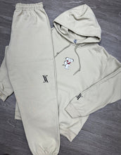 Load image into Gallery viewer, Alabama Vintage Embroidered Custom Sweatpants - Alabama VTG
