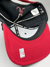 Load image into Gallery viewer, Alabama X Nike Team Issued Black/Red Two Tone Flatbill Snapback Hat - Alabama VTG
