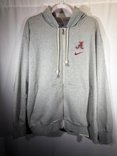 Load image into Gallery viewer, Alabama X Nike Team Issued Grey Zip Up W Hood 2XL XXL - Alabama VTG
