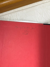 Load image into Gallery viewer, "Everyone's A Coach" You Can Inspire Anyone to Be a Winner Book - Alabama VTG
