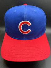 Load image into Gallery viewer, Vintage Chicago Cubs Snapback Hat
