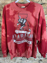 Load image into Gallery viewer, Vintage Alabama Red Oak Graphic Sweatshirt XL
